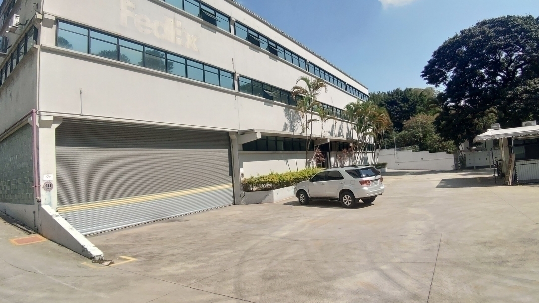 #767 - Galpão para Locação em Barueri - SP