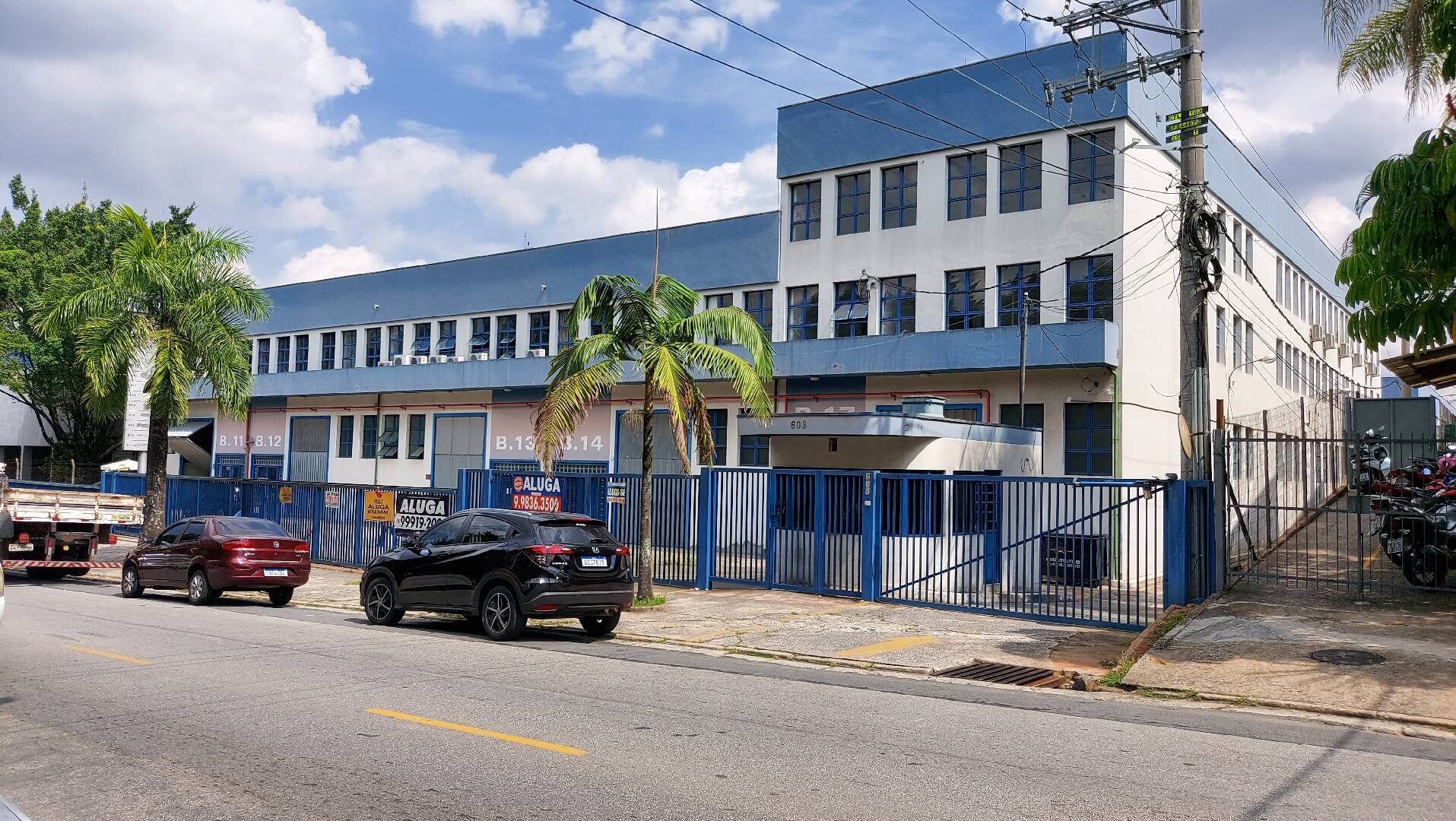 #883 - Galpão para Locação em Barueri - SP