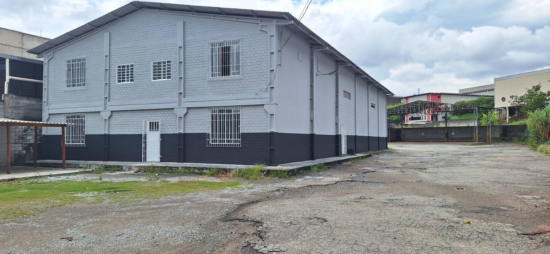 #1102 - Galpão para Locação em Barueri - SP