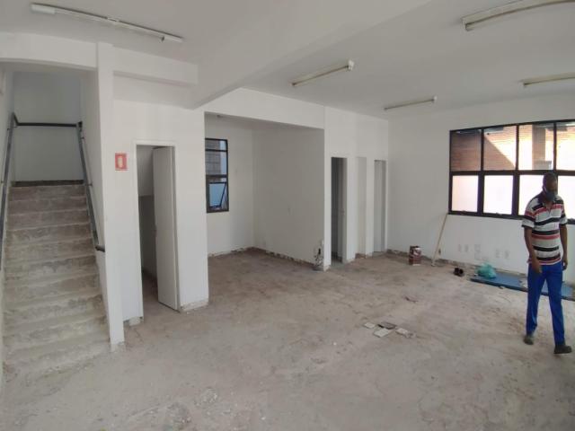 Prédio comercial para Locação em Jandira - 5