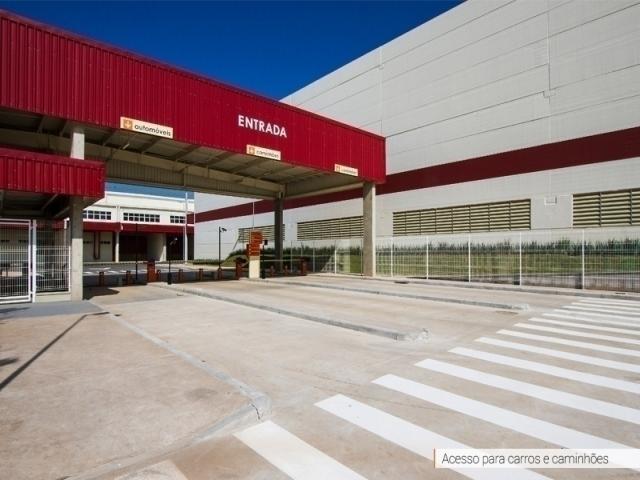 Galpão para Locação em Embu das Artes - 4
