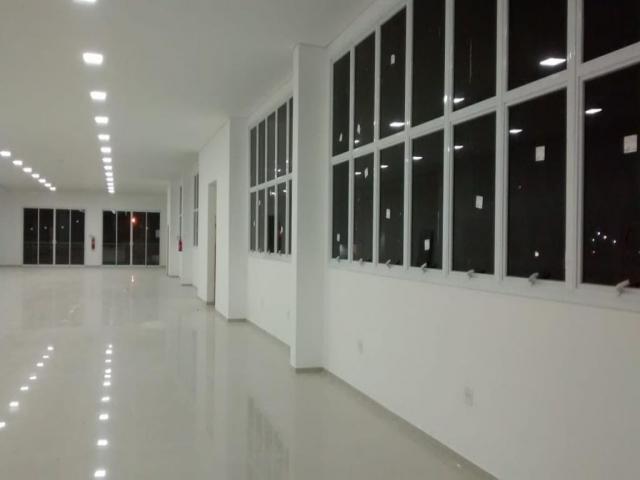 Salão Comercial para Locação em Cajamar - 4