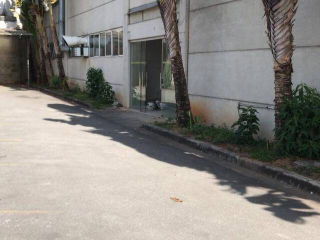 #913 - Galpão para Locação em Barueri - SP