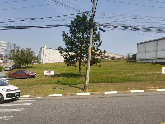 Terreno para Venda em Santana de Parnaíba - 4