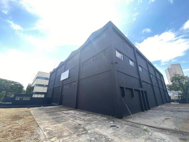 #925 - Galpão para Venda em Barueri - SP