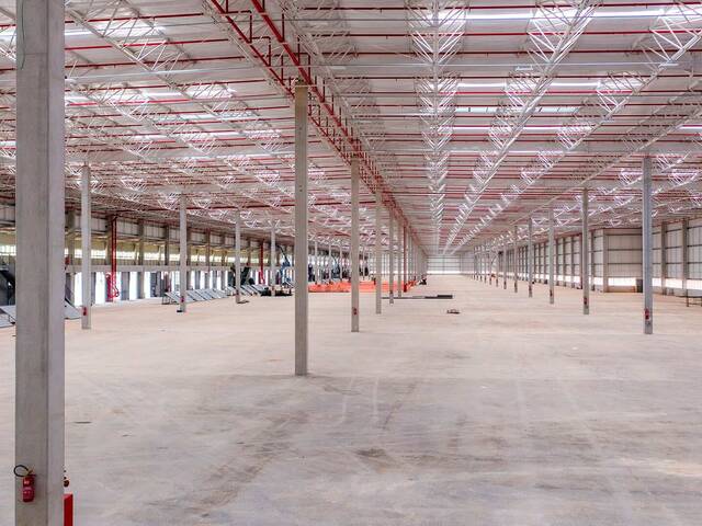 Galpão para Locação em Osasco - 4