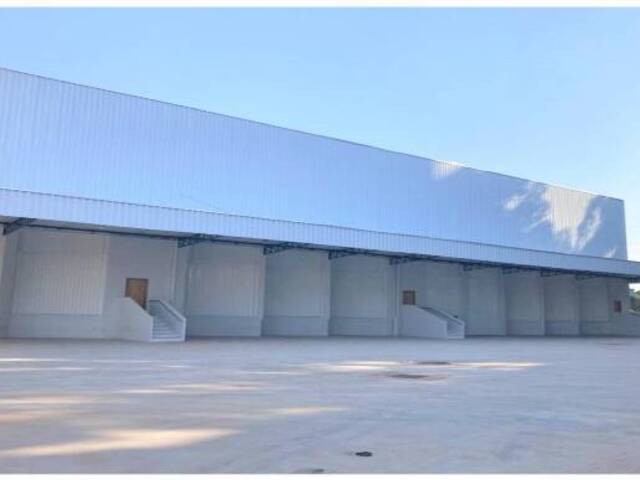 #952 - Galpão para Locação em Barueri - SP