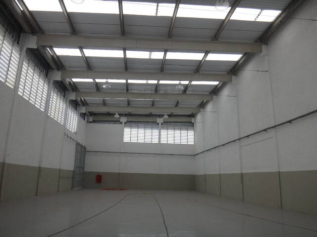 #958 - Galpão para Locação em Santana de Parnaíba - SP