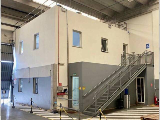 Galpão para Locação em Osasco - 4