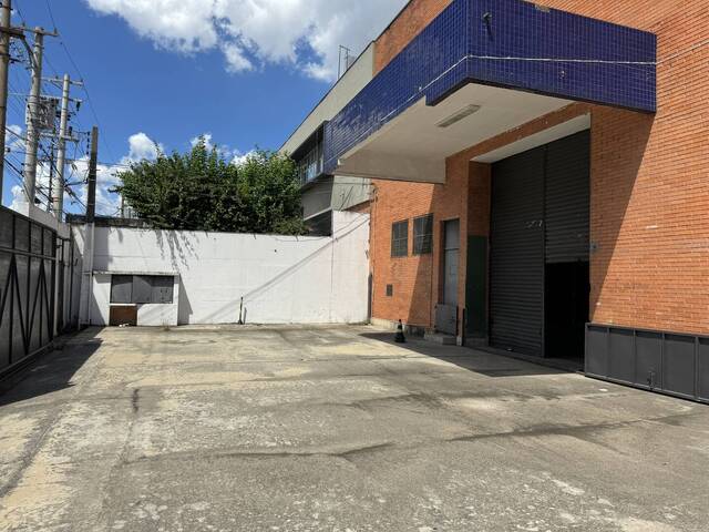 Galpão para Lançamento em São Paulo - 4