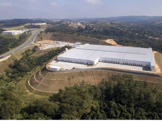 #1118 - Galpão para Locação em São Roque - SP