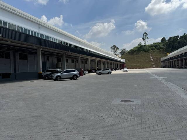 Galpão para Locação em Embu das Artes - 4
