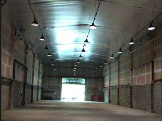 Galpão para Locação em Osasco - 4