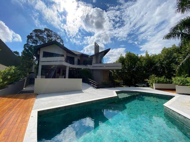Casa para Venda em Santana de Parnaíba - 5