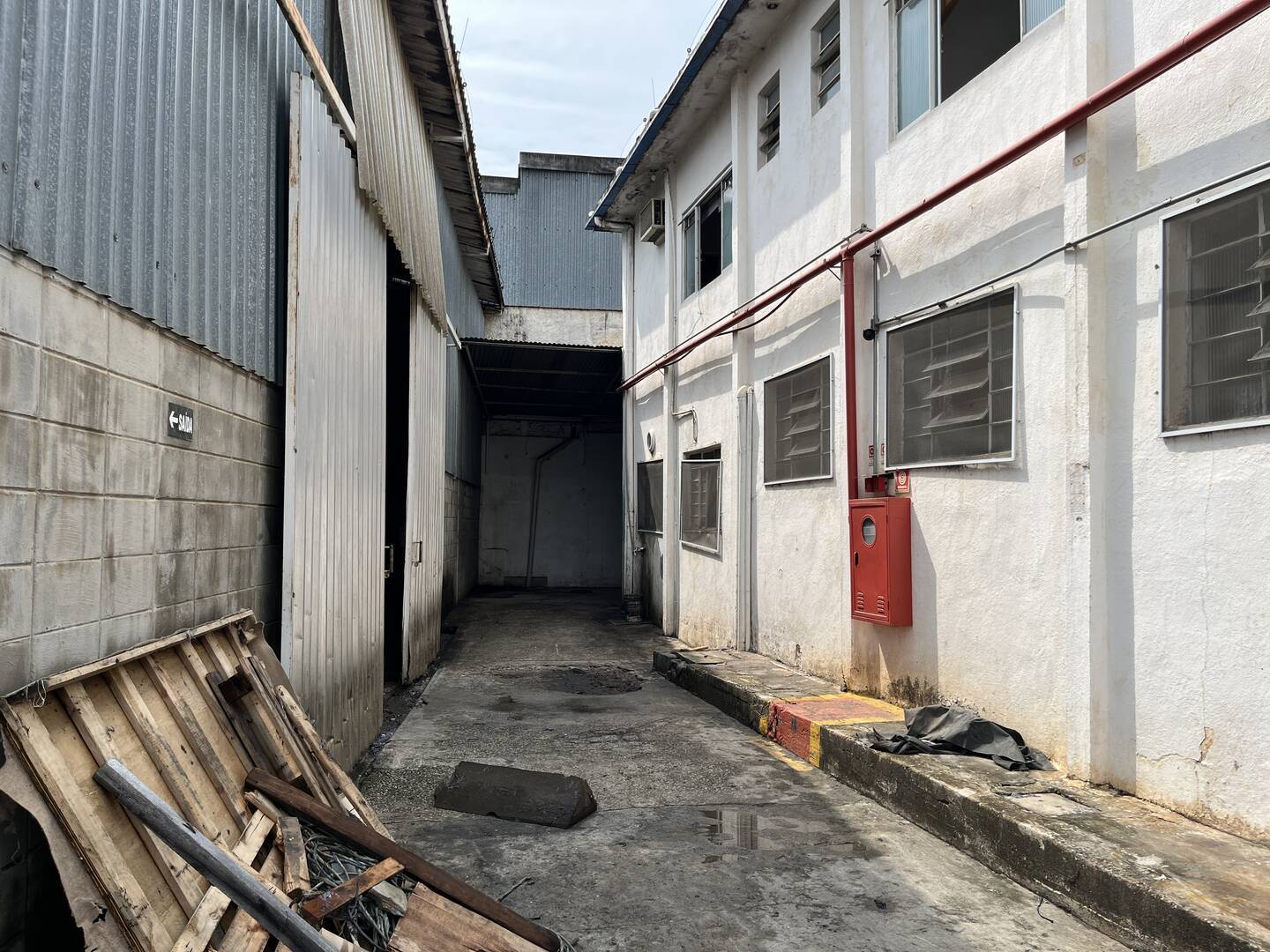 Depósito-Galpão, 1350 m² - Foto 11