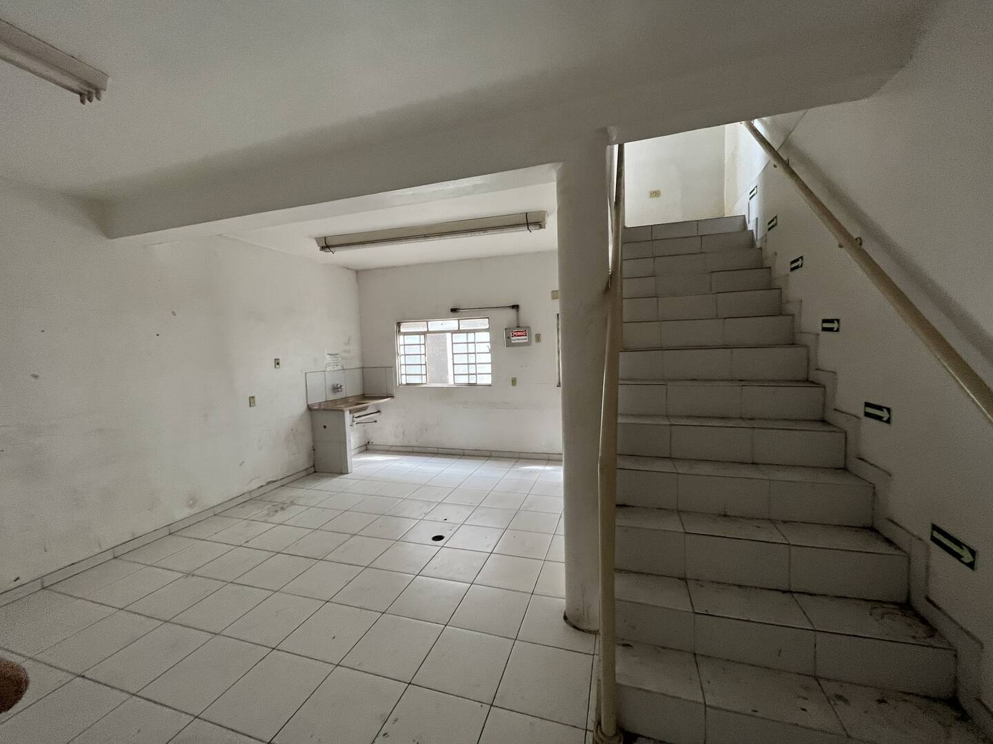 Depósito-Galpão, 1350 m² - Foto 30