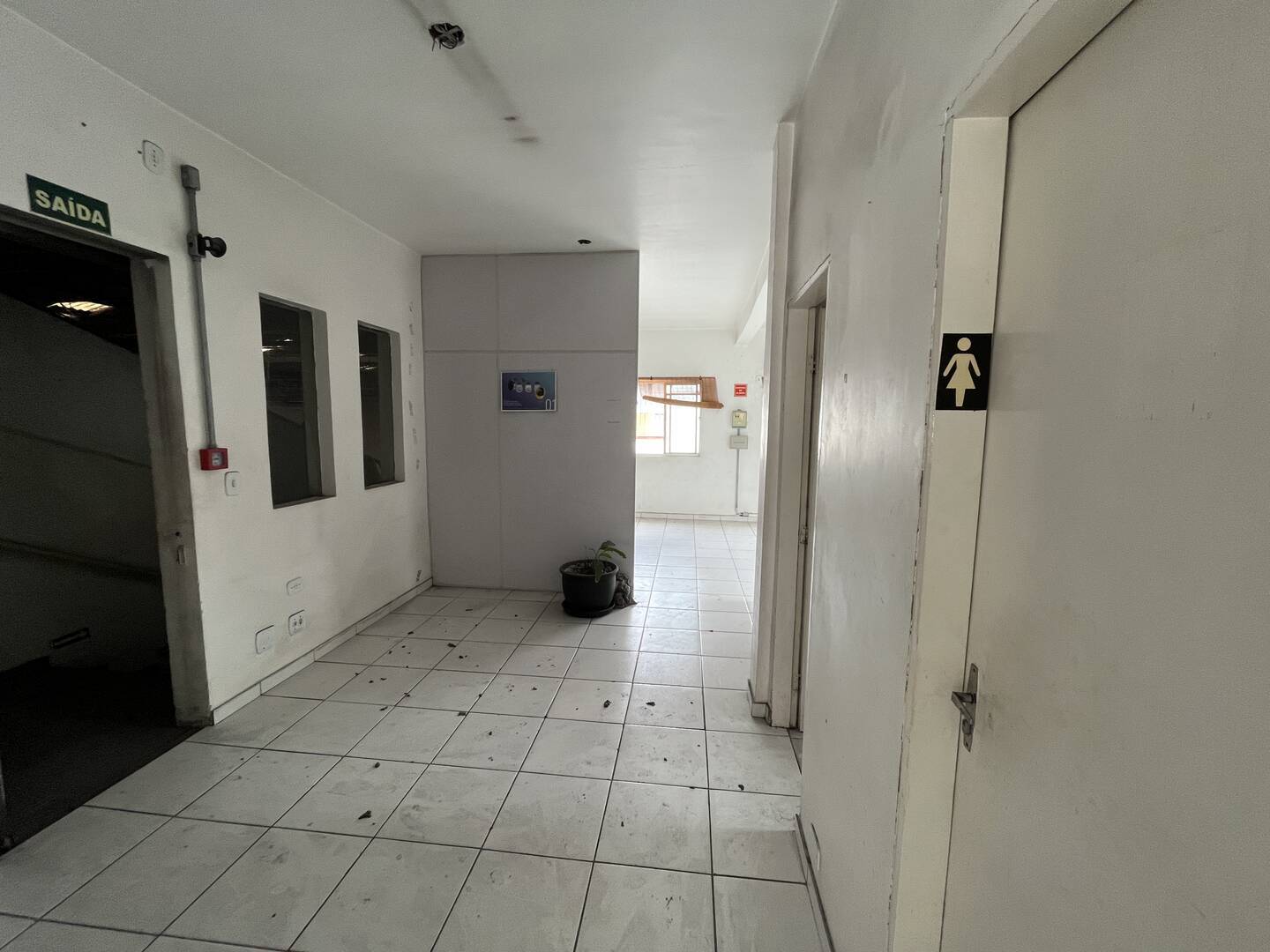 Depósito-Galpão, 1350 m² - Foto 32